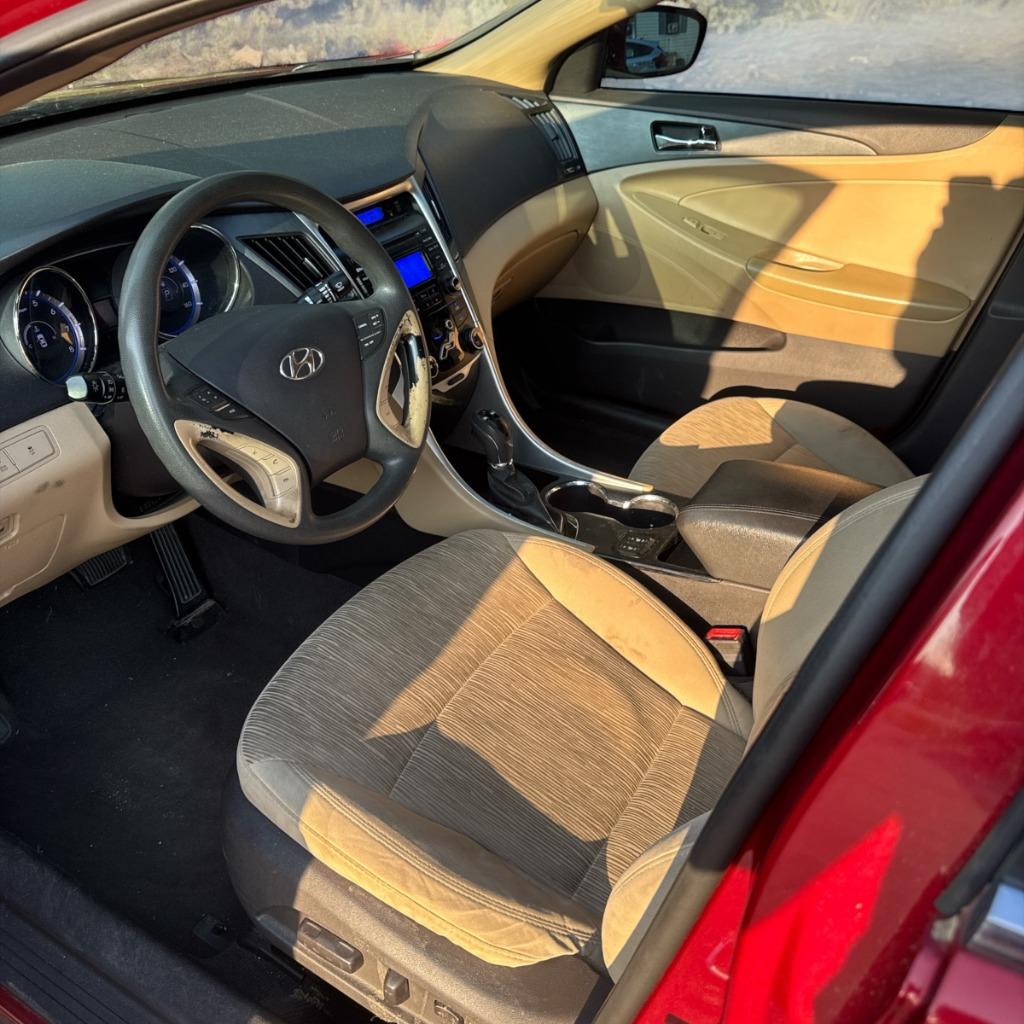 2013 Hyundai Sonata GLS photo